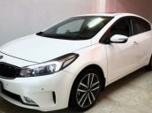 Cần bán Kia Cerato 1.6, đời 2016, màu trắng số tự động