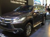 Cần bán Mitsubishi Pajero Sport AT đời 2017, màu đen