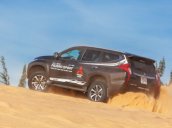 Cần bán Mitsubishi Pajero Sport AT đời 2017, màu đen