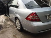 Cần bán xe Ford Mondeo đời 2004, màu bạc, giá 195tr