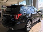 Xe Ford Explorer giao ngay, màu đen, nhiều quà tặng kèm theo