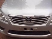 Bán Toyota Innova đời 2013, màu bạc  