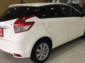 Cần bán gấp Toyota Yaris 1.3 AT đời 2016, màu trắng