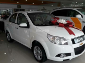 Bán ô tô Chevrolet Aveo đời 2018 màu trắng, giá chỉ 399 triệu, trả góp 100% cho khách hàng đặt xe trước 31/3/2018