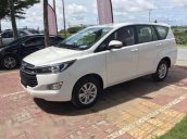 Cần bán xe Toyota Innova đời 2018, màu trắng giá cạnh tranh