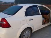 Cần bán Daewoo Gentra đời 2008, màu trắng giá cạnh tranh