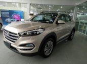 Bán xe Hyundai Tucson 2.0 full bản, máy xăng đặc biệt, sản xuất năm 2018