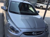 Bán Hyundai Accent Blue 1.4MT số sàn, màu bạc, nhập Hàn Quốc 2015