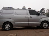 Bán xe Hyundai Grand Starex 2.5 AT đời 2016, màu bạc