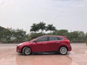 Bán Ford Focus 1.5 Sport bản full 2018, màu đỏ mận, mới 100%. L/H giá tốt 090.778.2222