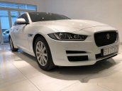 Cần bán Jaguar XE đời 2015, màu trắng, xe nhập số tự động