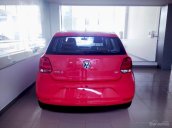 Cần bán Volkswagen Polo năm 2017, màu đỏ, xe nhập