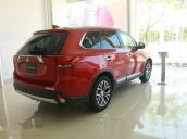 Bán Mitsubishi Outlander đời 2017, màu đỏ, giá 807.5tr