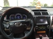 Bán ô tô Toyota Camry 2.0E năm 2013, màu đen, giá 770