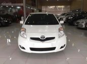 Bán xe Toyota Yaris năm 2010, màu trắng, nhập khẩu nguyên chiếc số tự động