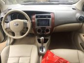 Chính chủ bán Nissan Grand livina đời 2011, màu vàng cát