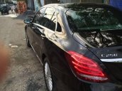 Bán Mercedes sản xuất 2016, màu đen xe gia đình