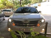 Bán Toyota Venza 3.5 2009, màu trắng, nhập khẩu nguyên chiếc