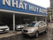 Kia Carens năm 2014, màu vàng cát giá cạnh tranh