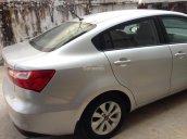 Cần bán gấp Kia Rio MT năm 2016, màu bạc số sàn