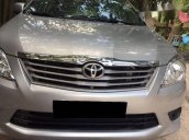 Bán Toyota Innova 2.0E đời 2013, màu bạc