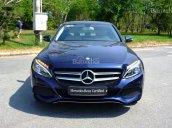 Cần bán xe Mercedes C200 2016, màu xanh đen, lý lịch rõ ràng, bảo hành chính hãng 12 tháng. Xem xe thích ngay