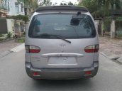 Bán Hyundai Starex đời 2005, màu bạc  