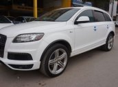 Cần bán Audi Q5 AT đời 2011, màu trắng, nhập khẩu số tự động