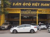 Bán xe Kia Cerato 1.6 AT đời 2017, màu trắng số tự động, 638 triệu