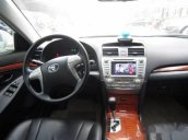 Cần bán Toyota Camry đời 2011, màu đen chính chủ