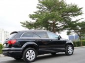 Cần bán gấp Audi Q7 3.0 AT đời 2011, nhập khẩu