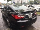 Bán ô tô Hyundai Sonata 2.0 AT 2010, màu đen, giá tốt