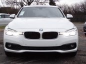 Cần bán xe BMW 3 Series 320i xDrive năm 2018, màu trắng, xe nhập