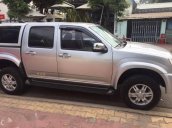 Bán xe Isuzu Dmax đời 2011, màu bạc