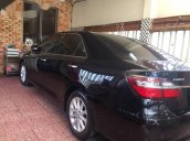 Bán Toyota Camry đời 2015, màu đen  