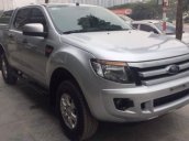 Bán xe Ford Ranger 2.2 AT đời 2015, màu bạc như mới, giá 550tr