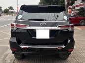 Bán Toyota Fortuner MT đời 2017, màu đen, xe nhập như mới