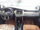 Chỉ 200tr là sở hữu ngay xe Innova 2.0E mới 100% - LH :0984366837