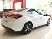 Bán xe Kia Cerato năm 2018, màu trắng, giá 635 triệu