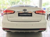 Bán xe Kia Cerato năm 2018, màu trắng, giá 635 triệu