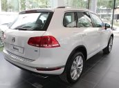 Bán xe Volkswagen Touareg GP 3.6 AT đời 2017, màu trắng, xe nhập