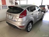 Bán Ford Fiesta năm 2012, màu bạc, giá tốt