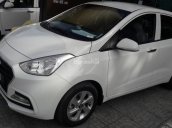 Bán ô tô Hyundai Grand i10 năm 2017, màu trắng, giảm giá tốt trước tết