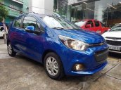 Bán ô tô Chevrolet Spark đời 2018, màu đỏ