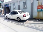 Cần bán xe Daewoo Nubira đời 2002, màu trắng, nhập khẩu nguyên chiếc, giá chỉ 105 triệu