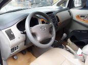 Chính chủ bán xe Toyota Innova đời 2010, màu vàng