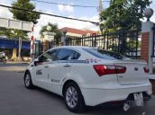 Cần bán lại xe Kia Rio đời 2017, màu trắng