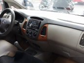 Chính chủ bán xe Toyota Innova đời 2010, màu vàng