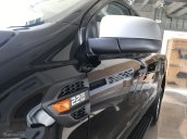 Ford Ranger XLS MT 2.2L tặng phụ kiện hấp dẫn