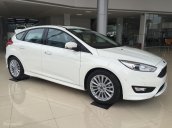 Bán ô tô Ford Focus 1.5L AT Sport 5D năm 2018, màu xám (ghi), giá tốt